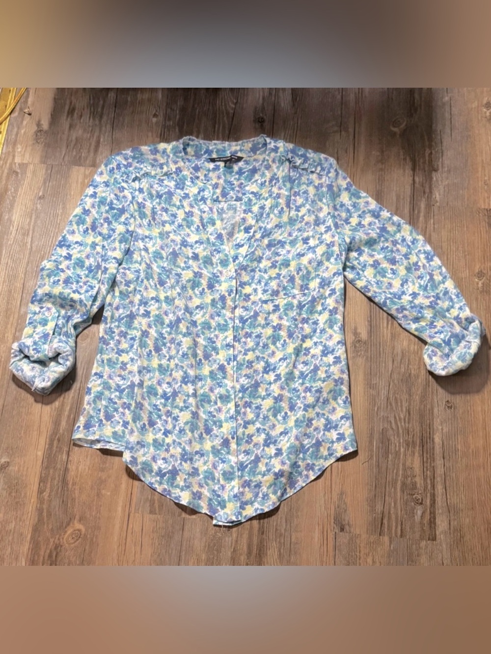Zac & Rachel split-neck roll-tab sleeve button down blouse